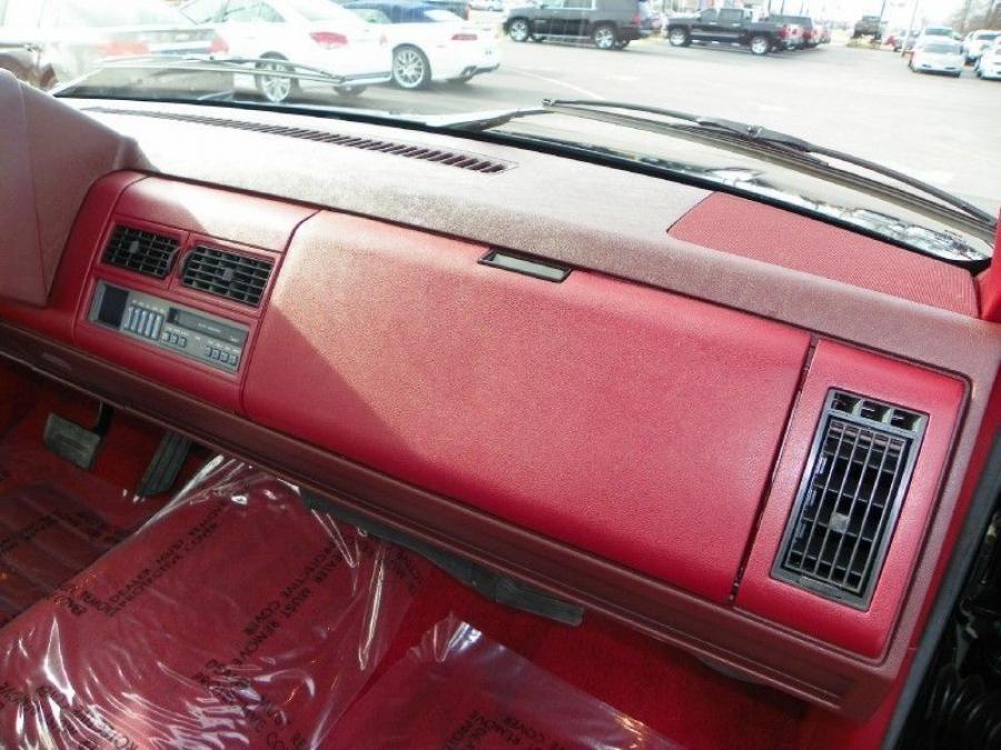  Chevrolet 454 SS 1990 года  (фото 32 из 43)